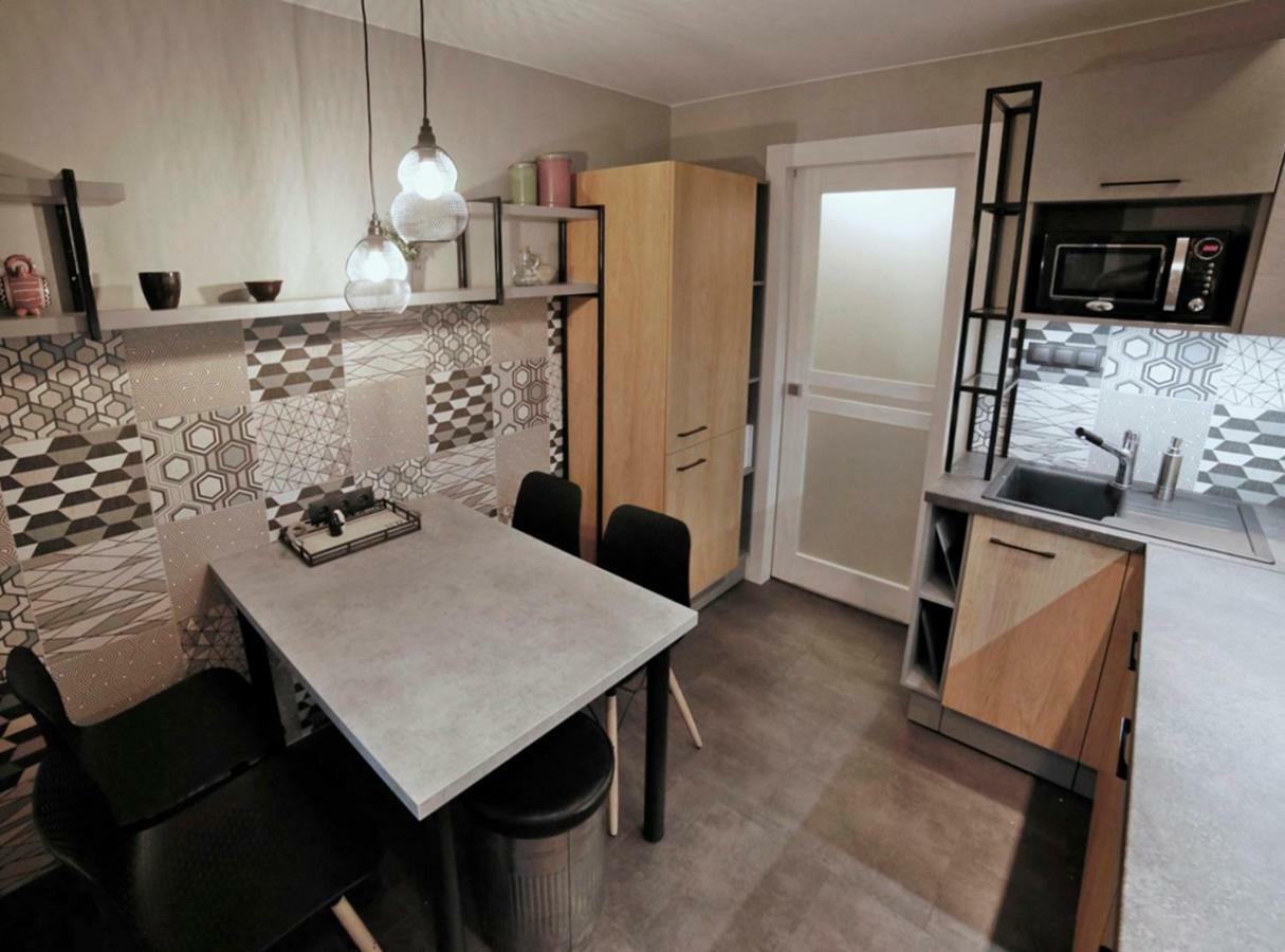 Great Location, Stylish Apartment Jurkalne Zewnętrze zdjęcie